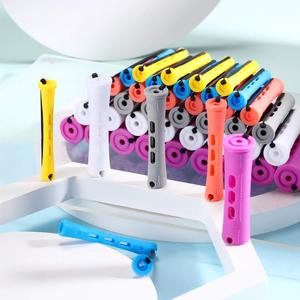 Venta al por mayor de fábrica: Herramientas de peluquería DIY, rizadores de pelo de plástico, rodillos de pelo multicolor, varillas cortas para ondas frías para mujer - Product Image 6