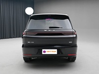 Meilleur SUV haut de gamme WEY V9X PHEV, rayon de braquage de 5,1 m, direction des roues arrière, suspension pneumatique, conduite à gauche, exportation pour les acheteurs de flottes premium mondiales