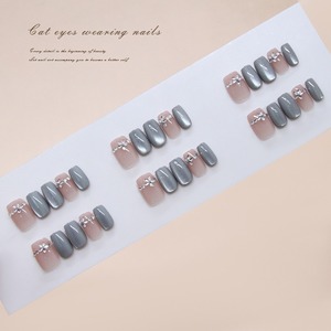 Z1398 Uñas Postizas Hechas a Mano con Diseño Floral de Ojo de Gato y Pedrería, Color Rosa Nude, Venta al por Mayor, Estilo Elegante INS - Product Image 4