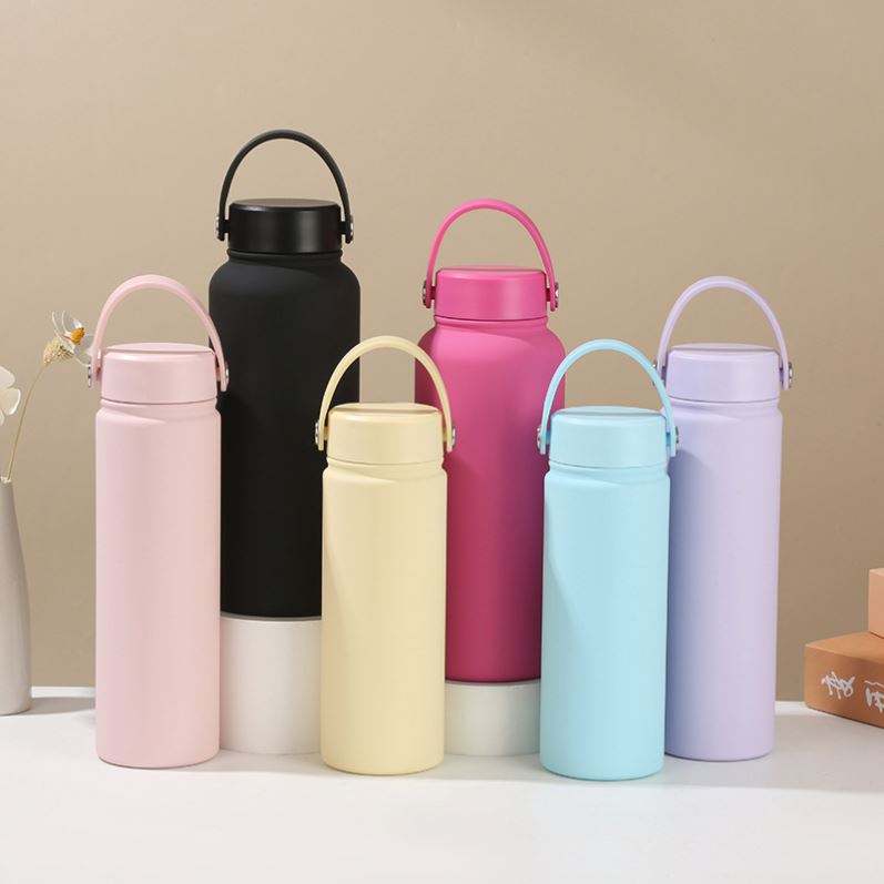 Stainless Steel Water Bottles with Flat Lid Durable Efficient