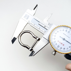 Hebilla de Metal de Aleación de Zinc en Forma de Herradura, Anillo en D Desmontable con Tornillo, Ecológico, Sin Níquel, Tamaño Personalizable para Accesorios de Bolsos - Product Image 4