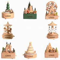 Vente chaude en bois rond boîtes à musique gâteau d'anniversaire ballerine carrousel cheval Train boîte à musique en bois pour cadeau
