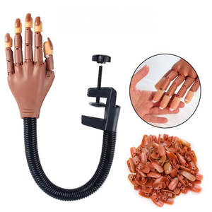 Main d'entraînement mécanique flexible pour la pratique des ongles, avec embouts, modèle prothétique en résine et métal, outil de présentation pour la manucure et le nail art - Product Image 6