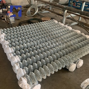 Clôture en treillis galvanisé de 2,4 m de haut avec bord torsadé <span class=keywords><strong>simple</strong></span>, idéale pour jardin et ferme - Product Image 5