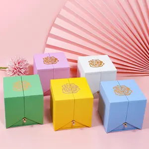FORTE中国サプライヤーOEMJewelry包装ボックス回転可能な表面と決して色あせないバラの花ウェディングギフト