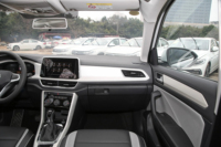 En stock – Nouveaux véhicules 2026 VW T-ROC – SUV compact 5 portes, 5 places, traction avant, conduite à gauche – Vente populaire
