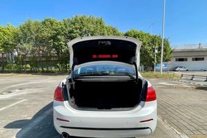 <span class=keywords><strong>BMW</strong></span> Serie 1 <span class=keywords><strong>118i</strong></span> Sport Line <span class=keywords><strong>2018</strong></span> - 1.5T, Interior de Cuero, Radar de Estacionamiento, Conducción Dinámica, Auto Compacto de Lujo - Product Image 6