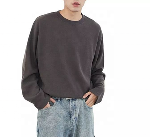 T-shirt Homme Personnalisé OEM Décontracté à Col Rond, Coupe Ample Grande Taille, Manches Longues, Tricoté Uni, 100% Coton Respirant et Séchage Rapide - Product Image 3