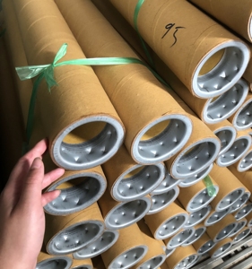Tubo de Papel Kraft Estructural con Extremos Metálicos Reforzados, Núcleo de Cartón de Alta Compresión, Envío Seguro, Exportación a Granel - Product Image 1