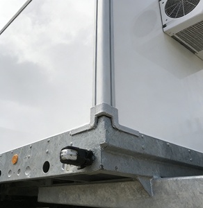 Petite remorque frigorifique pour le <span class=keywords><strong>transport</strong></span> <span class=keywords><strong>de</strong></span> médicaments, vaccins et produits pharmaceutiques à température contrôlée - Product Image 3