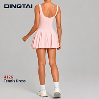 Robe de tennis Ball Pocket pour femme, col carré, dos échancré, plissée, évasée, avec short séparé et coussinets amovibles, pour le golf et le yoga