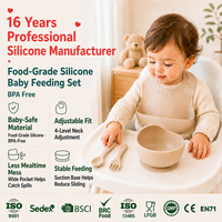 Ensemble de repas pour bébé sans BPA, qualité alimentaire, 4 pièces, vaisselle en silicone, bavoir, bol à ventouse, cuillère, fourchette, ensemble de repas pour enfants