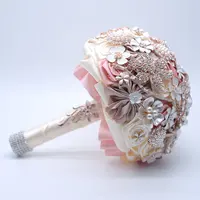 Handgemaakte Elegante Bruiloft Bloemen en Bruidsboeket Blozen Kunstmatige Fake Rose met Kristallen Linten