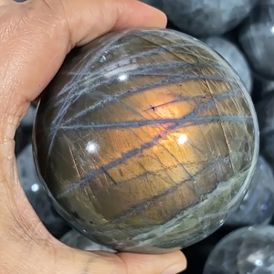 Commercio all'ingrosso di alta qualità eccellente vistoso viola Labradorite di cristallo naturale gemma di cristallo Labradorite sfera per la decorazione - Product Image 2