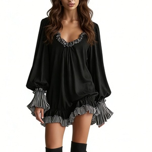 ชุดเดรสมินิสีดำสำหรับผู้หญิง - ชุดเดรสลำลองคอวีลายทางแขนยาวทรงหลวม ชุดเดรสแฟชั่นสำหรับผู้หญิง - Product Image 1