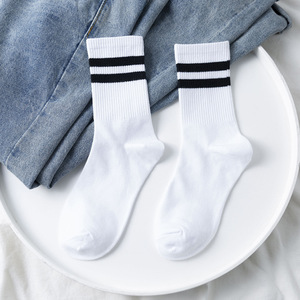 Pur coton noir blanc rayure Crew Type Anti-odeur fille garçons uniforme scolaire pas cher jeunes hommes femmes Couple chaussettes décontracté pour les enfants - Product Image 2