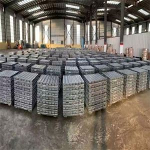 Venta Directa de Fábrica, Precio Más Bajo, 99.9% Aluminio, Latas de Bebidas Usadas, Lingotes de Aluminio, Chatarra de Aluminio UBC - Product Image 6