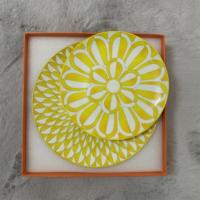 Ensemble de vaisselle en céramique de luxe de style européen Offres Spéciales vaisselle en porcelaine osseuse écologique pour le dîner principal comprenant des hôtels en boîte