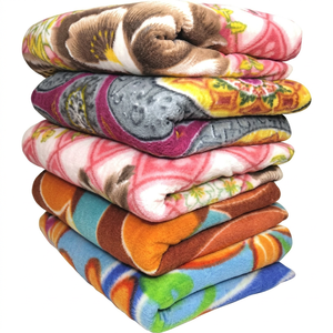 Manta de poliéster suave Raschel, tejida en relieve, rectangular, personalizada, para cama, hogar, viajes, estilo americano, usable en las cuatro estaciones. - Product Image 1