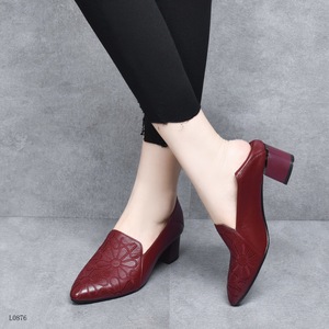 <span class=keywords><strong>Zapatos</strong></span> versátiles <span class=keywords><strong>de</strong></span> primavera y otoño para mujer, <span class=keywords><strong>zapatos</strong></span> <span class=keywords><strong>de</strong></span> trabajo a la moda, populares, con tacón inclinado, <span class=keywords><strong>zapatos</strong></span> individuales bordados <span class=keywords><strong>de</strong></span> primavera y otoño - Product Image 4