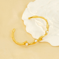 Bracelet ouvert pour femmes, plaqué or 18 carats, en acier inoxydable, imitation perle, 60 mm, bijoux rétro français