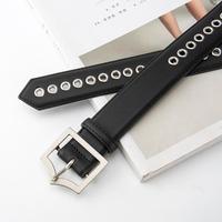 Nouveaux designs Ceintures larges en cuir véritable pour femmes, avec rivets creux et boucle ardillon argentée, en cuir de vachette