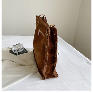 Женская Замшевая сумка через плечо с бахромой - Product Image 3