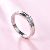 Vente directe d'usine, bague de fiançailles unique en moissanite à double bande en argent sterling 925