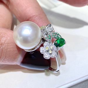 แหวนเงินแท้ S925 ยี่ห้อเวนชี่ ขนาด 12-13 มม. ดีไซน์ไร้ตำหนิ ประดับด้วยไข่มุกธรรมชาติสีขาวออสเตรเลีย พร้อมดีไซน์ฝาปิดแบบพิเศษ - Product Image 2