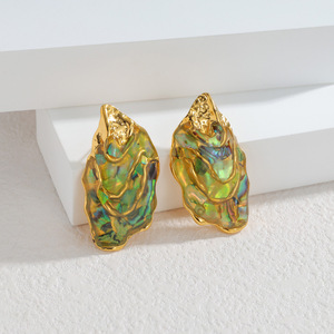 Pendientes Asimétricos de Concha de Abulón Irregular, Acero Inoxidable, Chapado en Oro Real, Joyería llamativa y Resistente a la Decoloración - Product Image 4