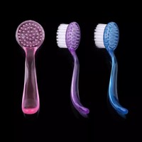 Brosse à ongles professionnelle à tête ronde et manche long en nylon doux pour le nettoyage des ongles et la suppression de la poussière