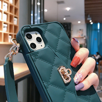 Sac de luxe sac à main Design Flip Wallet Card Pouch Silicone Phone Case pour iPhone 16 Pro Max avec sangle Mobile Covers pour les filles