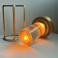 Lanterne moderne sans fil en aluminium, lampe de table décorative, lumière chaude, lumière d'ambiance portable pour les chambres à coucher