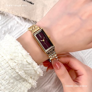 Reloj Rectangular Dorado para Mujer, Caja Larga, Brazalete de Acero Inoxidable, Elegante Reloj de Pulsera de Cuarzo - Product Image 6