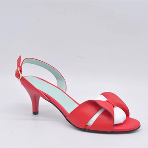 <span class=keywords><strong>Zapatos</strong></span> de Mujer de <span class=keywords><strong>Tacón</strong></span> <span class=keywords><strong>Medio</strong></span> con Punta Puntiaguda y Lazo Rojo Decorativo, Producto Nuevo 2026, Personalizados por el Fabricante - Product Image 1