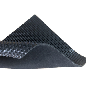 Fabrika Sıcak Satış 250% Uzama Oranlı Siyah Stabil Kaliteli Kaymaz Elastik Piramit Kauçuk Levha Endüstriler İçin - Product Image 5