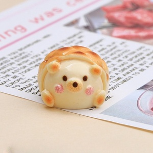 Offres Spéciales stéréoscopique ours résine breloques dessin animé résine breloques pour téléphone pour la décoration - Product Image 6