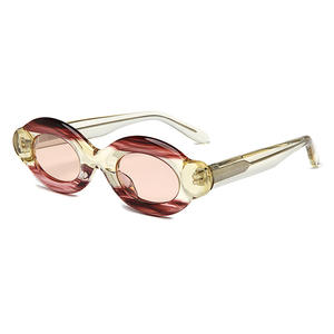 Lunettes de soleil polarisées ovales légères anti-radiation en PC, protection UV400, personnalisables avec logo, pour homme et femme, idéales pour l'extérieur, vente en gros - Product Image 1