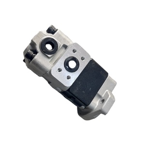 Pompe à engrenages neuve et d'occasion pour Komatsu 708-3T-04620, pour excavatrice, construction, agriculture et vente au détail, compatible avec PC70-8, PC78MR, PC78US-6, PC78UU-5 - Product Image 4