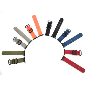 Montre Intelligente personnalisée Bandes Apple Iwatch 18Mm 20Mm 22Mm <span class=keywords><strong>24Mm</strong></span> <span class=keywords><strong>Nato</strong></span> En Nylon Rayé Bracelet de Montre - Product Image 2