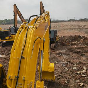 Komatsu 120-8 d'occasion de haute qualité, 12 tonnes, avec d'excellentes performances opérationnelles, en vente flash. Komatsu 110, 120-6, 120-8, 130. - Product Image 3