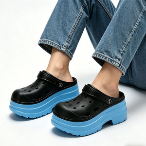 Sabots compensés color block pour femme, <span class=keywords><strong>noir</strong></span> et violet, talon de 9 cm, style <span class=keywords><strong>Crocs</strong></span> respirant en EVA, pour l'été et la plage - Product Image 2