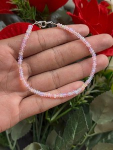 Conjunto de collar y pulsera Pastel Opal Dream Harmony, cuentas multicolor iridiscentes, joyería elegante hecha a mano, regalo para mujeres y niñas - Product Image 1