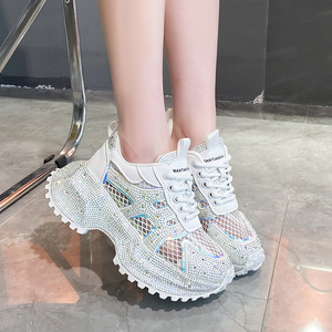 Chaussures de sport décontractées à semelle épaisse pour femmes, motif ciel étoilé et cristaux aquatiques, confortables et respirantes - Product Image 4