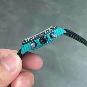 Reloj mecánico para hombre de moda de alta gama con correa de nailon y cronógrafo con cara de Panda. - Product Image 5