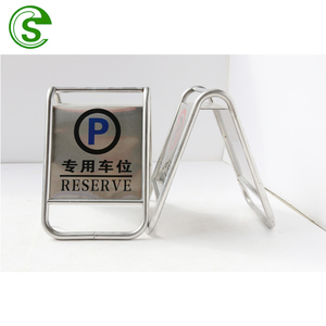 Panneau publicitaire personnalisé en acier inoxydable - Panneau interdiction de stationnement avec avertissement de sol mouillé - Product Image 2