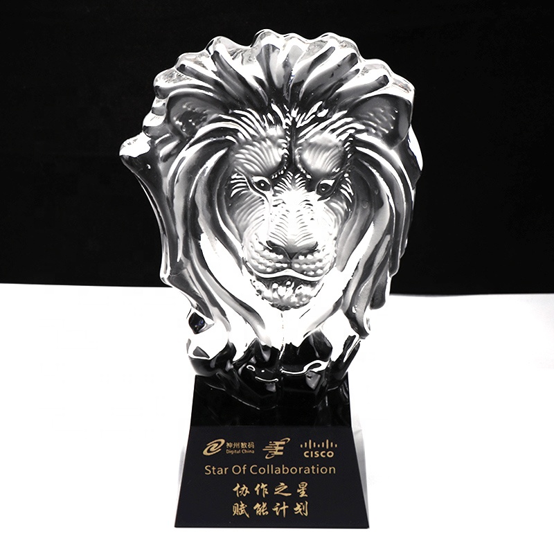 Lion Head Statue Crystal Trophy - Perfect Business Gift