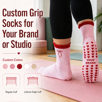 Chaussettes de Pilates personnalisées en gros, chaussettes de yoga antidérapantes avec grip, chaussettes respirantes antidérapantes à impression personnalisée pour usage en studio de fitness