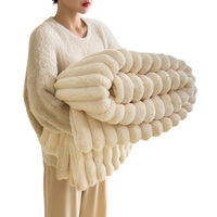 Tricoté Moelleux Fausse Fourrure Doux Chaud En Peluche Flanelle Polaire Jette Couverture pour Canapé Canapé Lit Décorer Logo Personnalisé Paquet Usine