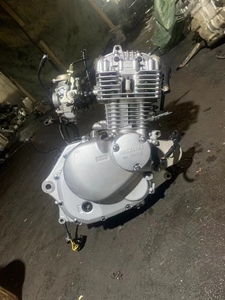 Moteur d'occasion d'origine pour moto Suzuki King, culasse <span class=keywords><strong>125cc</strong></span>, compatible Zuanbao Qingqi 150, moteur universel GN GS - Product Image 4